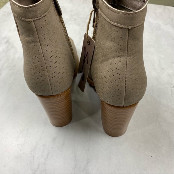 Seven7: Ashbury Stone Moto Biker Chunky Heel Peep Toe Ankle Boots Booties 6 NWT - Picture 8 of 8